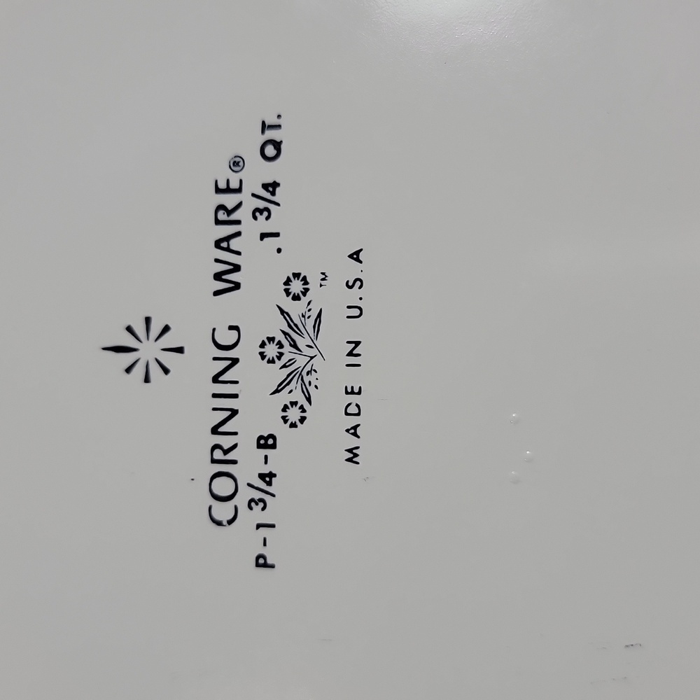 Pyrex Blue Vintage Cornflower Covered dish - Picture 5 of 5